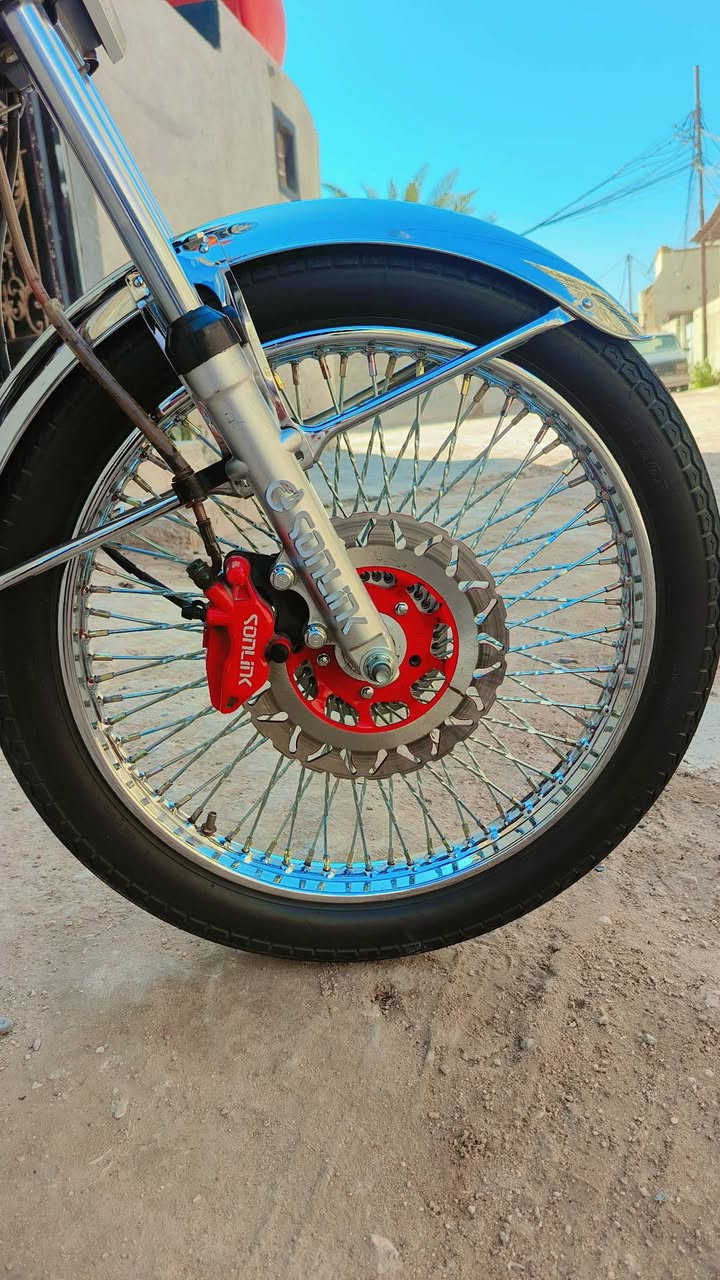 السلام عليكم . 
وينه الي يدور جديد . 
دراجه- نامه برو مقدم دسك . 
موديل 23 شاصي 23  ✨
دراجة - جاهزه كهربائيات كلها شغاله . 
 رقم - وسنويه نجف نكليزي . 
مكاني - النجف الاشرف . 
سعر -  خاص . 
رقم الموبايل - ***********
