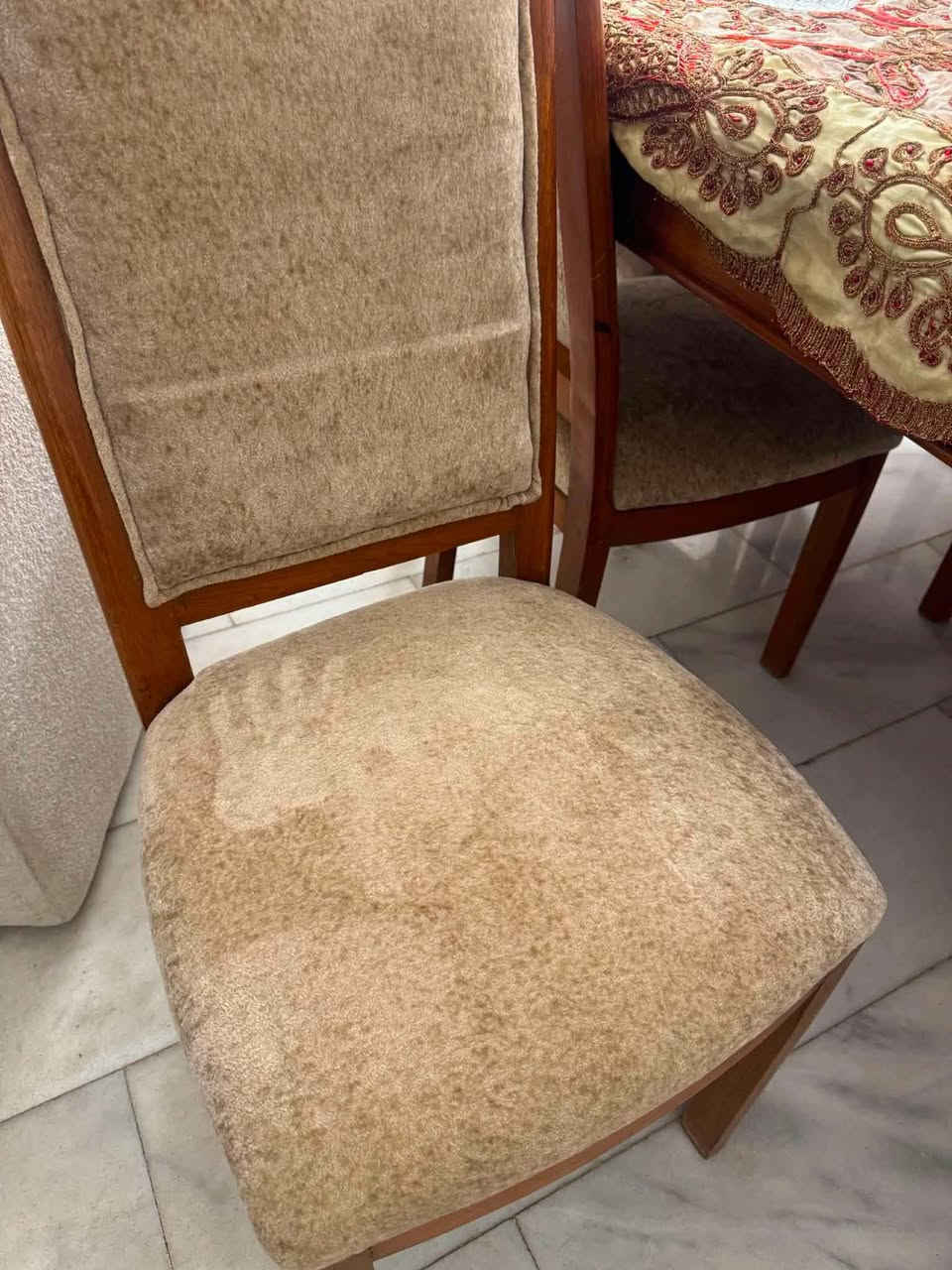 ميز طعام صاج تفصال مسوي 6 كراسي العرض 110 الطول 180 السعر 450 بي مجال بسيط
تخم مأخذي بمليون و600 مستخدم شهرين رايدي بمليون و250 بي مجال بسيط 
الفاترينا 150 بيها مجال بسيط 
المكان بغداد اليرموك حي الداخلية الشراي خاص مو شراي لاتعامل ولاتكسرون بالحاجة يرحم والديكم


**إذا كنت صاحب هذا الإعلان وتريد حذفه لأي سبب، رجاءا أرسل رسالة إلى الدعم الفني**