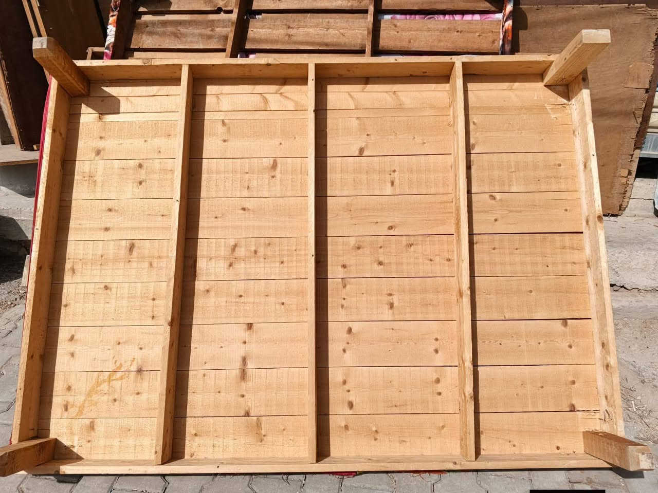 السلام عليكم غرفة نوم صاج بالكامل حديثة ٦٠٠ الف
توفرت غرفة نوم صاج كنتورها ابو ٥ ابواب  المرغوبه طبعا كل باب مستقل عن الثاني يعني ٥ حقيقي صاج بالكامل داخل وخارج وظهر وللمعلومه الظهر جرجوبه براغي غرفه اخت الجديده مستخدمه شهرين كاملة وجاهزة من جميع محتوياتها نظافة ١٠٠/١٠٠ متصرف عليها ولا الف السعر ٦٠٠ الف وتسوى اكثر وبالعافبه على الياخذها المكان بغداد #متوفر توصيل بكروة للحجز مراسلة الصفحه


**إذا كنت صاحب هذا الإعلان وتريد حذفه لأي سبب، رجاءا أرسل رسالة إلى الدعم الفني**