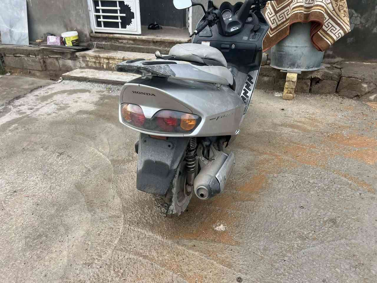 سلام عليكم دراجه للبيع فورزة 0 6 سعر 1100 وبيهة مجال مكانهة نجف


**إذا كنت صاحب هذا الإعلان وتريد حذفه لأي سبب، رجاءا أرسل رسالة إلى الدعم الفني**