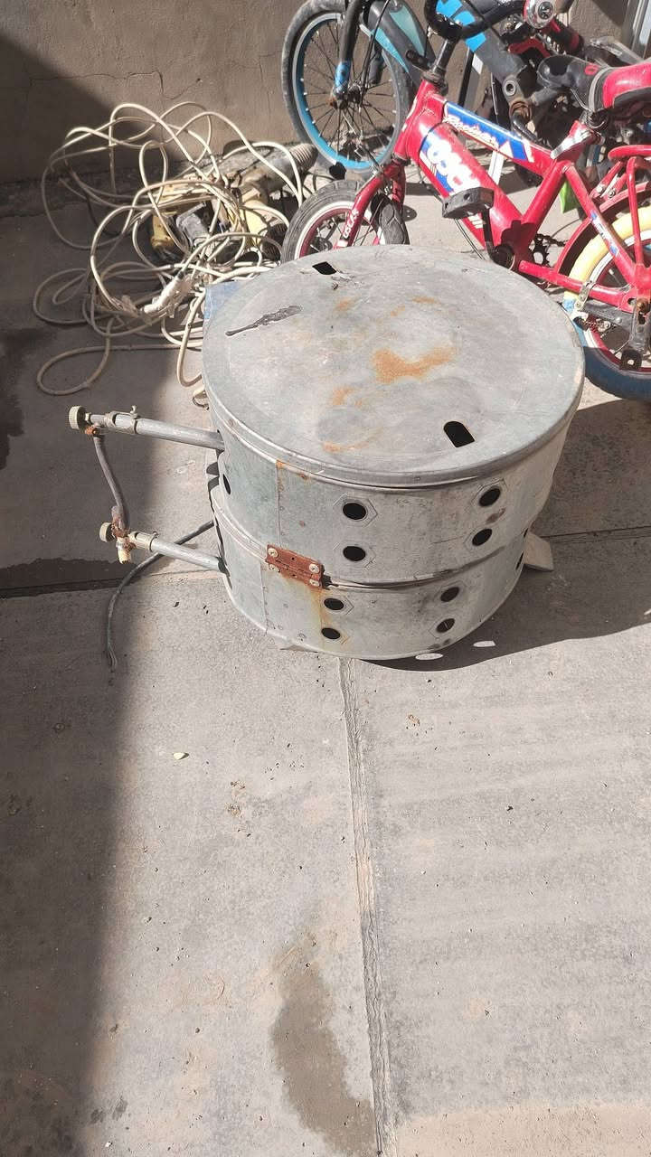 للبيع كلهن ب ٧٥ لمكينه لحيم شغاله  ولبايسكلات مابيهم شي ولدريلات ماعرف بعد  وتنور  ارضي شغال


**إذا كنت صاحب هذا الإعلان وتريد حذفه لأي سبب، رجاءا أرسل رسالة إلى الدعم الفني**