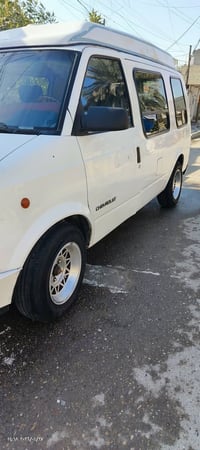 سياره فإن أسترو ٩٢ سياره جاهزه كير ومكينه بلاد صدر أمامي خلفي جديد تخم...