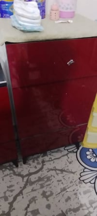 غرفة للبيع • غرفة نوم