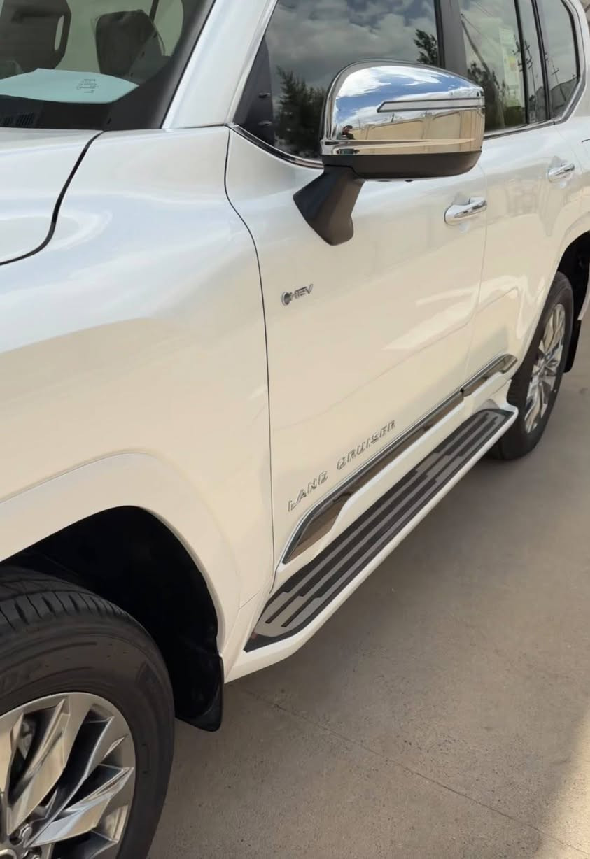 land cruiser Vx hybrid twin turbo
فول
زەمانی شەریکەی جیهان
مۆدێل ٢٠٢٥
ماوەی رۆشتن:٥٠٠ km
٢ مانگی ماوە بۆ ڕەقەم 
کامل ppf کراوە 
شوێن سلێمانی 
*********** السليمانية, العراق
