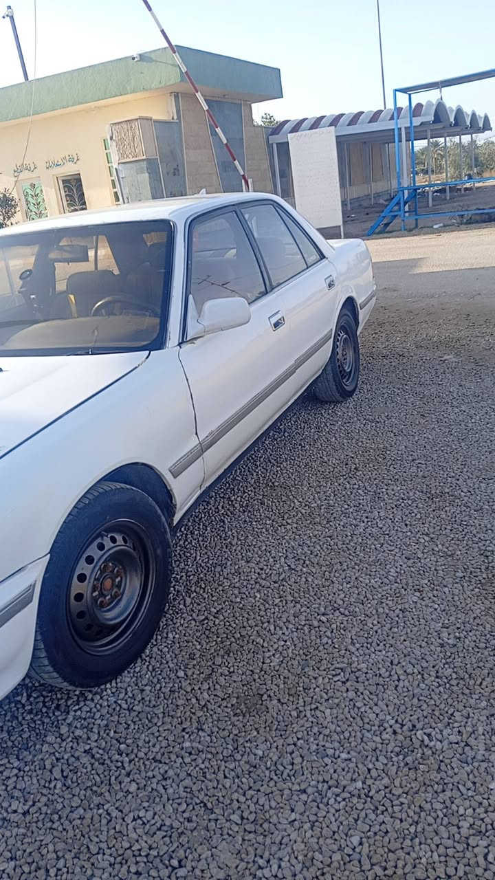 السلام عليكم للبيع سياره مارك تكم كربلائيه مديل 1992 مكفوله من الكصه والضربه وحته من الصبغ العام للمعلومه سياره بيه مكانات صبغ بس ابيع احزام افضل الك كير بل جيس مكينه بيه شويه بس بل كفخ تبين دخانه قليله وتروح حته تنقيص مابيه سياره جديه  غرفه كلش حلوه السعر 48وبيه مجال الاستفسار اتصل وبيك خير وتدلل ***********
