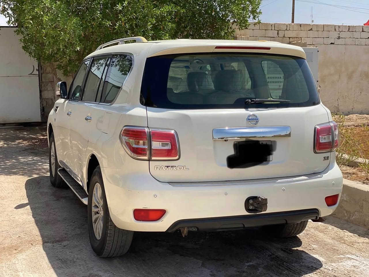 نيسان باترول موديل 2014 فئة SE
وارد خليجي دواخل لون بيجي فتحة سقف تحكم ستيرن كشن كهربائي سعر ٢٠٠ وبيها مجال للشراي  رقم بصرة وتحويل للمشتري 
مكان البصرة - الهارثة 
للأتصال ***********
