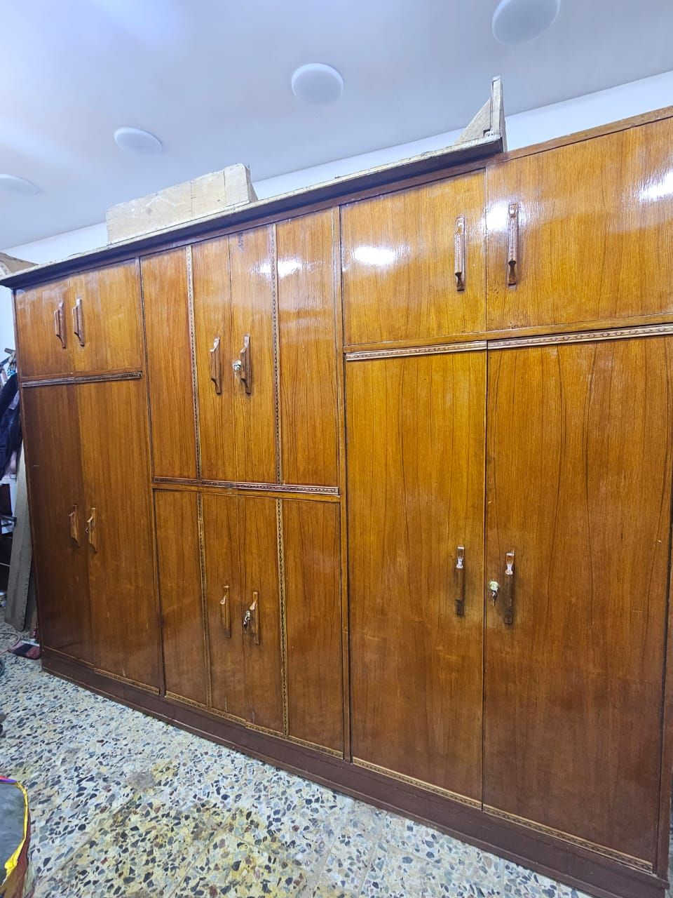 كنتور ابو خمسه صاج ونظيف وكل ضرر مابي سعره 250 وبي مجال مكاني شعب شارع صحه ديوان واكو توصيل داخل بغداد لاتصال واتساب ***********كنتور ست محلق صاج داخل وخارج تكمه وحاطه درجه اولى نظيف وكل ضرر مابي سعره 275 وبي مجال بسيط مكاني شعب شارع صحه ديوان واكو توصيل داخل بغداد
***********
