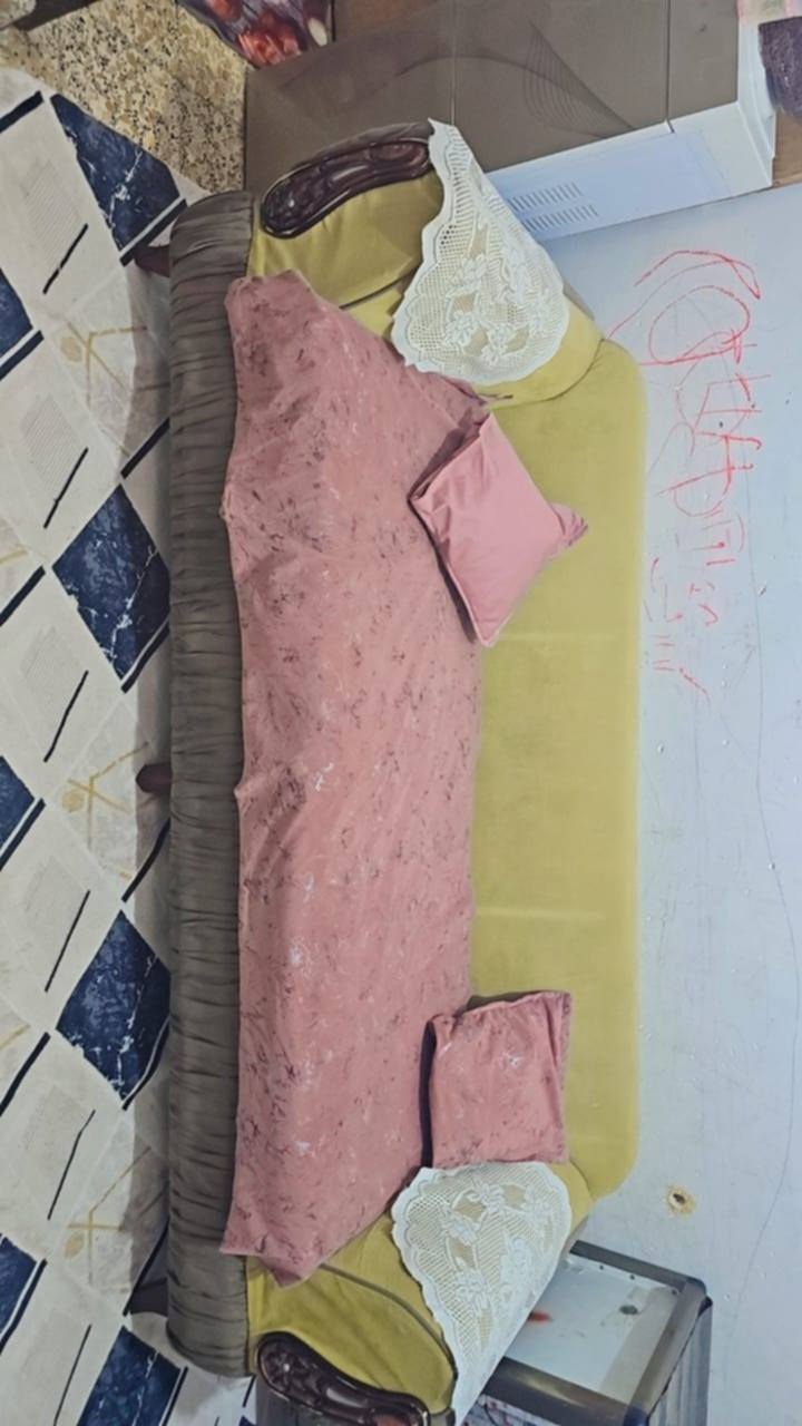 سلام عليكم تخم قنفات 5نفرات نضاف كلش و مابيهن اي ضرر نضيفات حيل و ميز طعام ستندر درجى اولى 6نفرات بلاستك بدون كراسي الشراي يراسلني خاص


**إذا كنت صاحب هذا الإعلان وتريد حذفه لأي سبب، رجاءا أرسل رسالة إلى الدعم الفني**