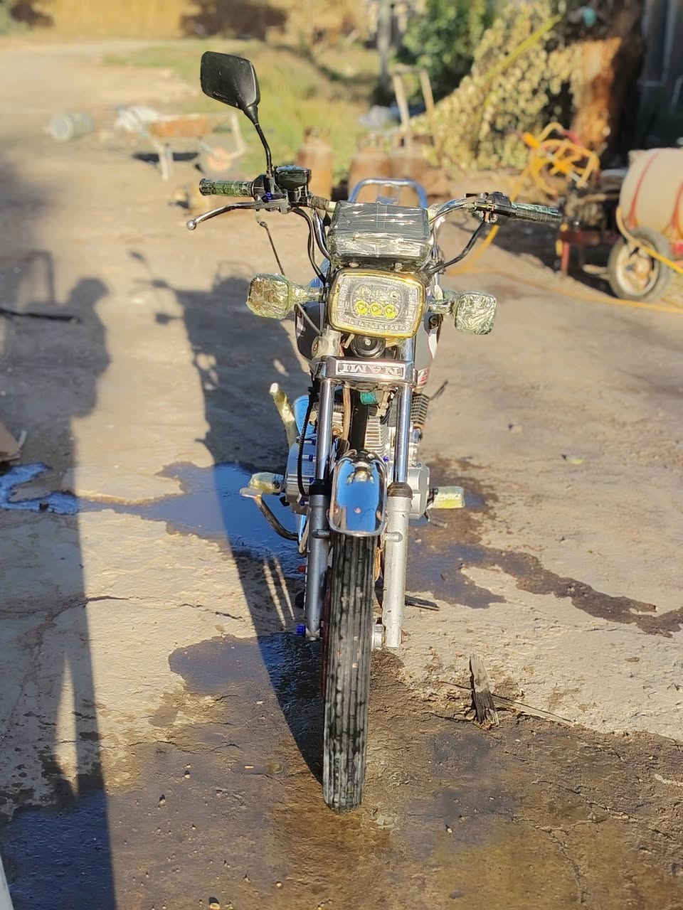 السلام عليكم سفان للبيع موديل 2023 اوراق كفاله عامه دراجه حلوه مثل بالصوره
دراجه بيع او مراوس وشراي بخير ويدلل مكان بابل سياحي اتصال الرقم/***********/🤍🫡
