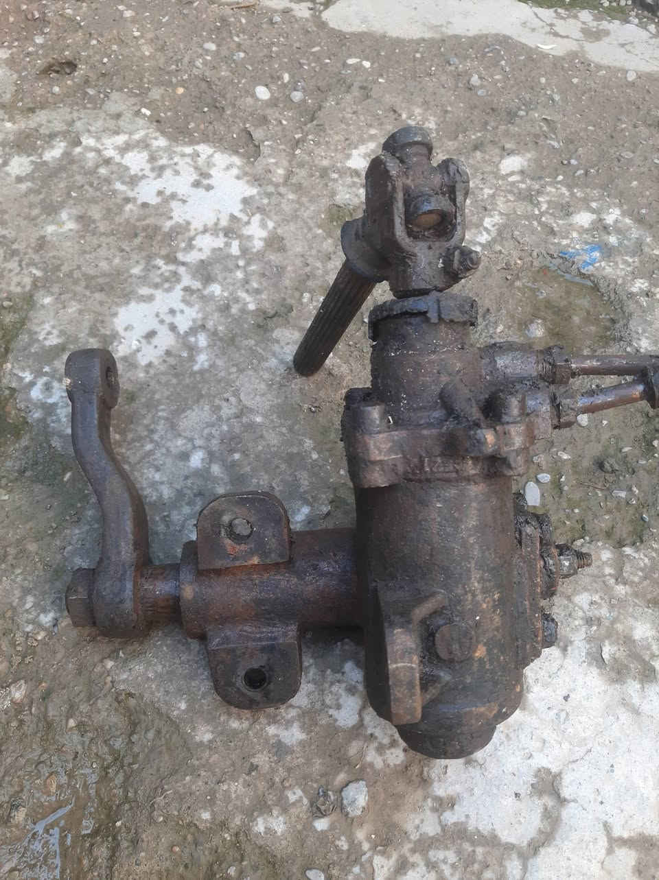 سلام عليكم غراض بيكم للبيع
محرك بيكم 85 معى الكير
طبلات جعمقه سترين محرك ونجي
غلاف بودي بيكم عدد ٢
المكان /كركوك 
رقمي /***********
