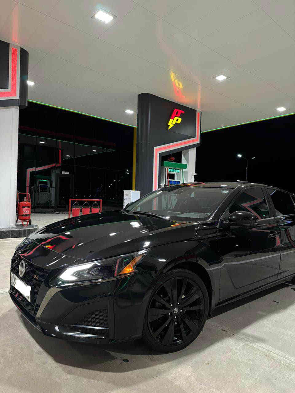 Nissan altima 2022 SR midnight AWD 
*********** whatsapp
*********** 
ئەڵتیما مۆدێل ٢٠٢٢ مواسەفات sr پلەس میدنایت سڵایت ڕادار شاشە گەورە برێک ئەوتۆ کوشن جڵد کامل پێشی گۆڕاوە بۆ ٢٠٢٣ تەنها دوو پارچەی بۆیاخە بێناو تەنها ئێرباگی شانی تەقیووە ڕەقەم و سەنەوی نوێیە گێڕ و مەکینە نەکراوەتەوە تەنها 62 هەزار ڕۆشتووە سعر:166گەڵا و مجال رانية, السليمانية
