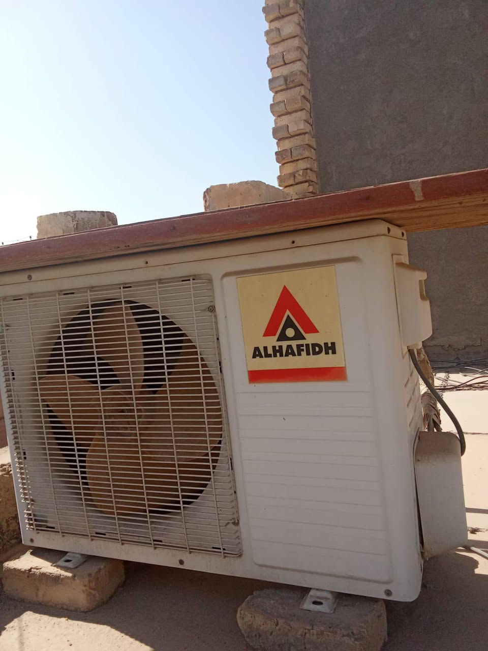 سبلت شرط الشغل والتبريد سعر 300
#طباخ ناره حلوه بس جامه الفرن مكسوره سعر  80


**إذا كنت صاحب هذا الإعلان وتريد حذفه لأي سبب، رجاءا أرسل رسالة إلى الدعم الفني**