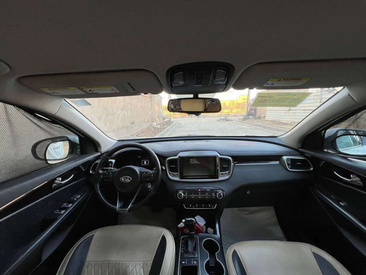 سورنتو موديل 2016 امريكي ضربتها حلوه بدون دواخل وصور الضربه موجوده بالمنشور والسونار عندي البنيد نفسه مرجعينه وباب الجنطه تخريب مو ضربه ومبدل   4سلندر 7راكب قطعتين تبريد تحكم سترين جهتين واشاير بالمري وتدفئة كشنات ومانع انزلاق وكشن السايق كهرباء
السياره رقم انكليزي الجديد بأسمي وسنويتها لل2029 السعر165وبيها مجال

مكان السياره بالناصريه قضاء الشطره 

***********
