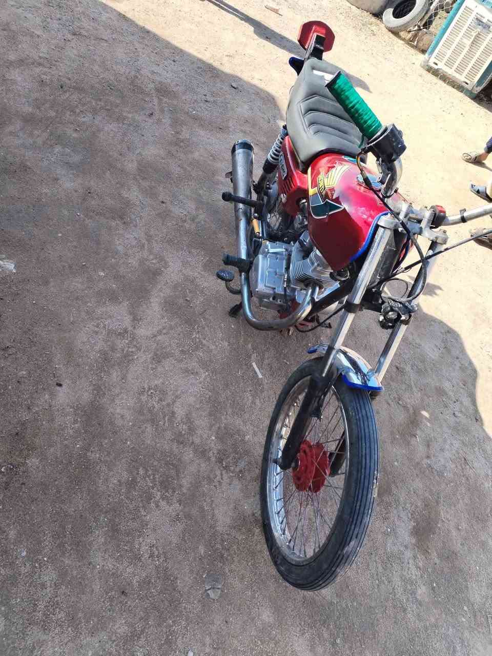 دراجه البيع في كربلاء الخيرات  السعر 400 بيه مجال  يتصل عله هاثا الرقم***********
