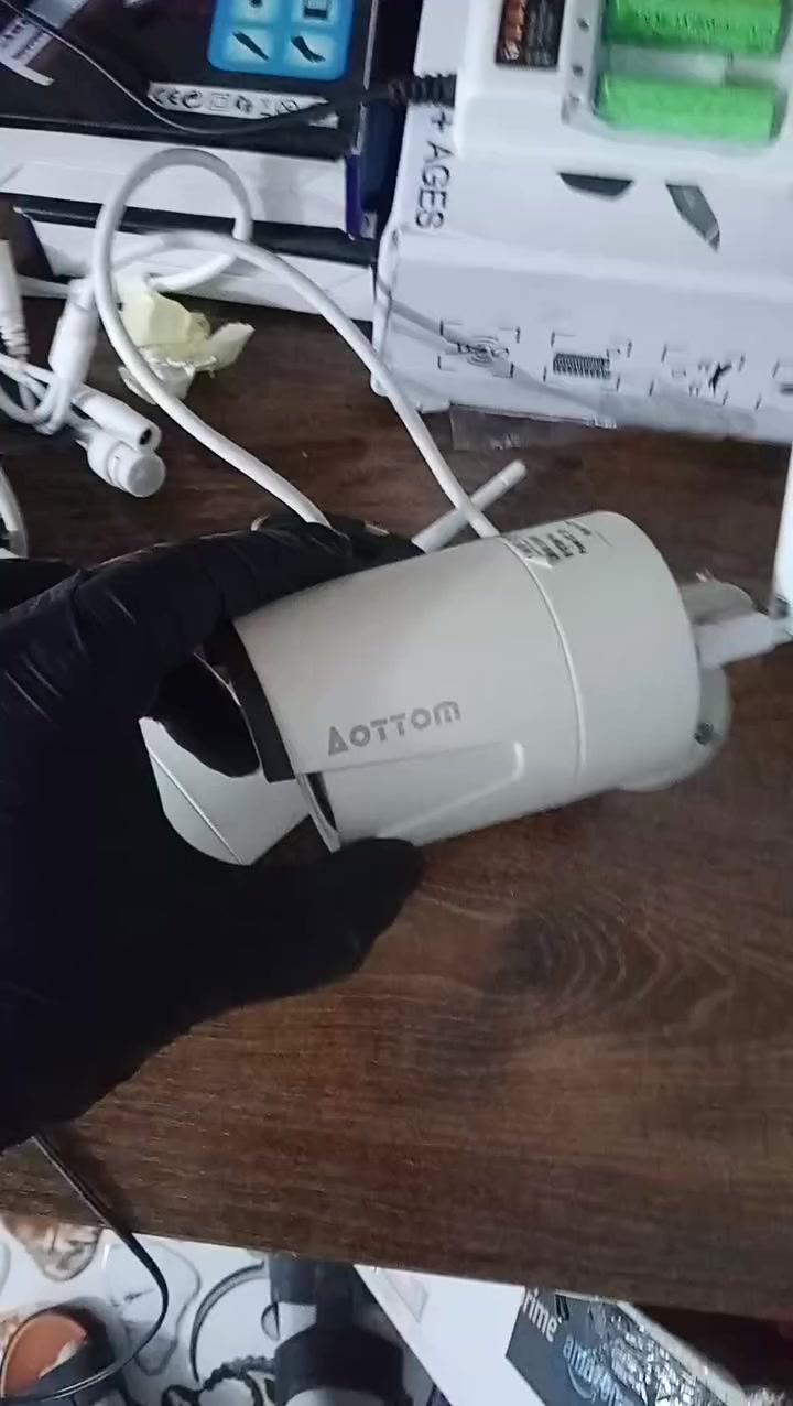 سيت كامرات وايرلس  كامل
3 كامرات واالمحولات 
الديفيار 
السعر 25 الف


**إذا كنت صاحب هذا الإعلان وتريد حذفه لأي سبب، رجاءا أرسل رسالة إلى الدعم الفني**