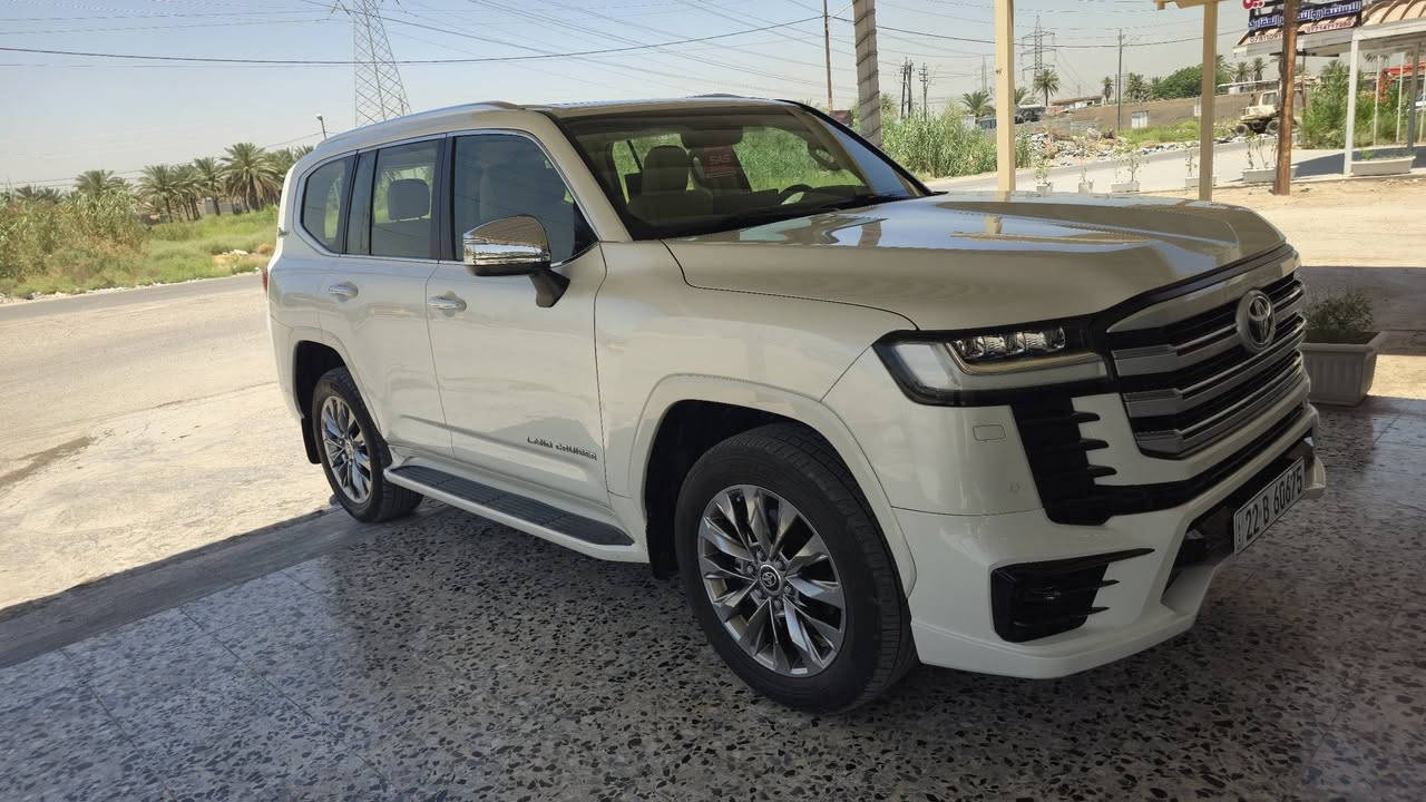 السلام عليكم ورحمة الله
لاندكروز موديل 2022 شركة ساز VX فول مواصفات تنفس طبيعي محرك 4000 V6 ماشية 68 الف كيلو رقم أربيل بأسمي شرط التحويل مكفولة من الصبغ والحادث والتبديل والفتح عدى BDR قليل جدا موضح بالسونر......
السيارة مغلفة PPF
مكاني بغداد الدورة 
السعر 635 ورقة وبيها مجال قليل 
***********
***********
