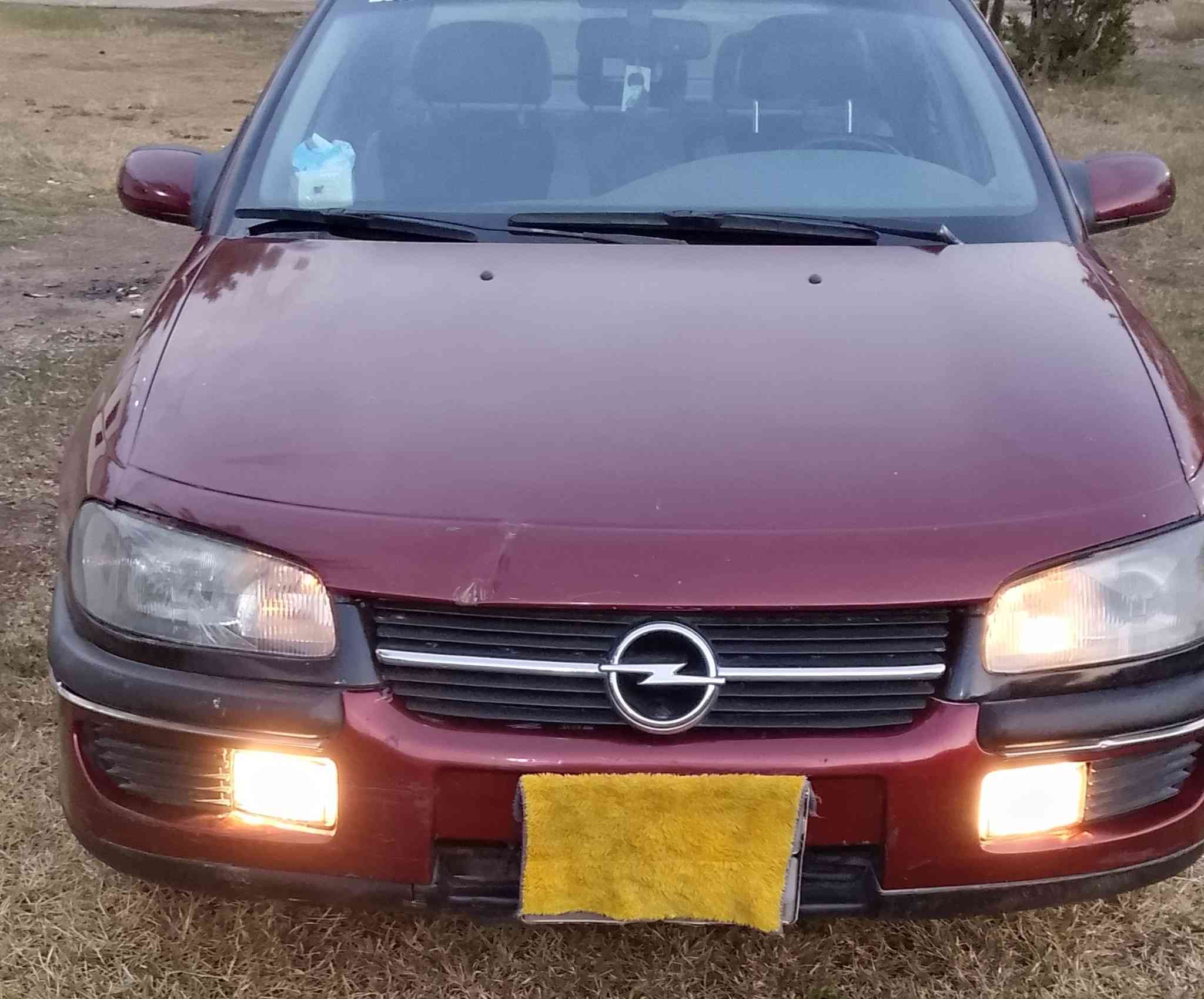 السلام عليكم
بيع او مراوس
أوبل بزون. ( صابونة)  موديل 1995 رقم سليمانية لون ماروني محرك 4 مفتوح حجم 2000 بلادي قبق اسود كير اوتماتيك سيارة جاهزة كير محرك تبريد كهربائيات عداد سرعة حماوة رون بانزين كل شغال تتقفل ريمونت جام كهربائي يصعد ينزل حدادية خلفي امامي باتري جديد لايت عالي ناصي دبل اشاير يمنة يسرا كل شغال دواخل نضيفة غرفة حلوة كشنات كهربائية
المالك بخانقين يريد مداور مداورها منطقة گلر السعر( 43 ) وبيه مجال ترهم مراوس 
رقم اسيا بي واتساب ( *********** )  (*********** )
مكان السيارة كربلاء
