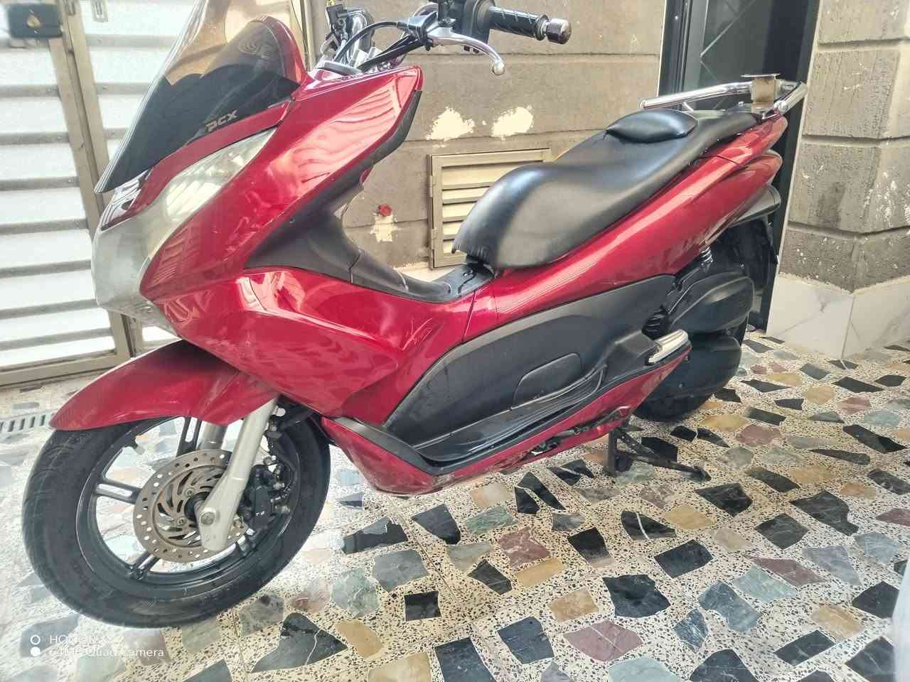 سلام عليكم دراجه بي سي اكس
البيع دراجه خير من الله جيب فيتر وتعال
بس كفرات تجاريه
لباقي كلهه بلاد
سعر مليون ونص
مكان بغداد ام الكبر والغزلان
رقم موبايل ***********
