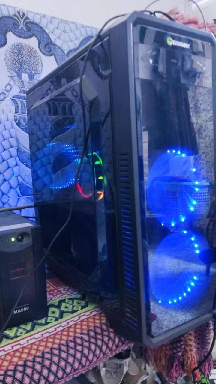 تجميعة للبيع 
رام ١٦ ddr4
كرت rx550 4g
تخزين ١٢٨ g ssd
Hdd 500 g
مذر بورد x99 تدعم اربع منافذ رام و m.2
معالج زين e4 v3 بقوة الجيل العاشر من انتل ١٠ انوية اعتقد و ٢٠ مسار 
كيس مرتب و اربع فانات rgb
السعر ٣٥٠ وبي مجال قليل
رقمي ***********
