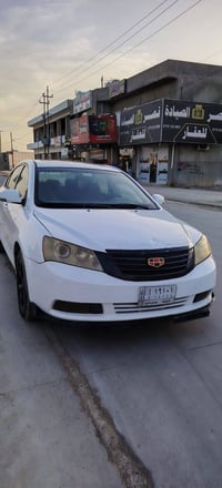 ام كراند • ٢٠١٣ • قير يحتاج تصليح