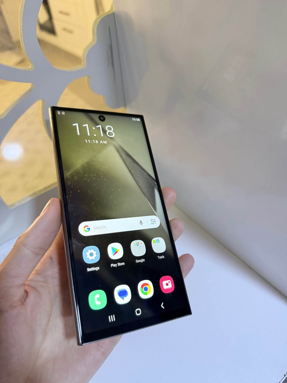 سامسۆنگ ئێس ٢٥ کۆپی
وەک عەیب مۆبایلەکە هیچ کێشەی نیە دوو سیمکارتە
زاکیرەی دوو تێڕایە و بەرنامەکان لەسەری ئیش ئەکات
نرخی ٩٩ هەزارە و گەیاندن هەیە
ناونیشان هەولێر - قەڵاتی نوێ مۆبایلی هاوکار
ژمارە مۆبایل :- 📱 *********** أربيل, العراق
