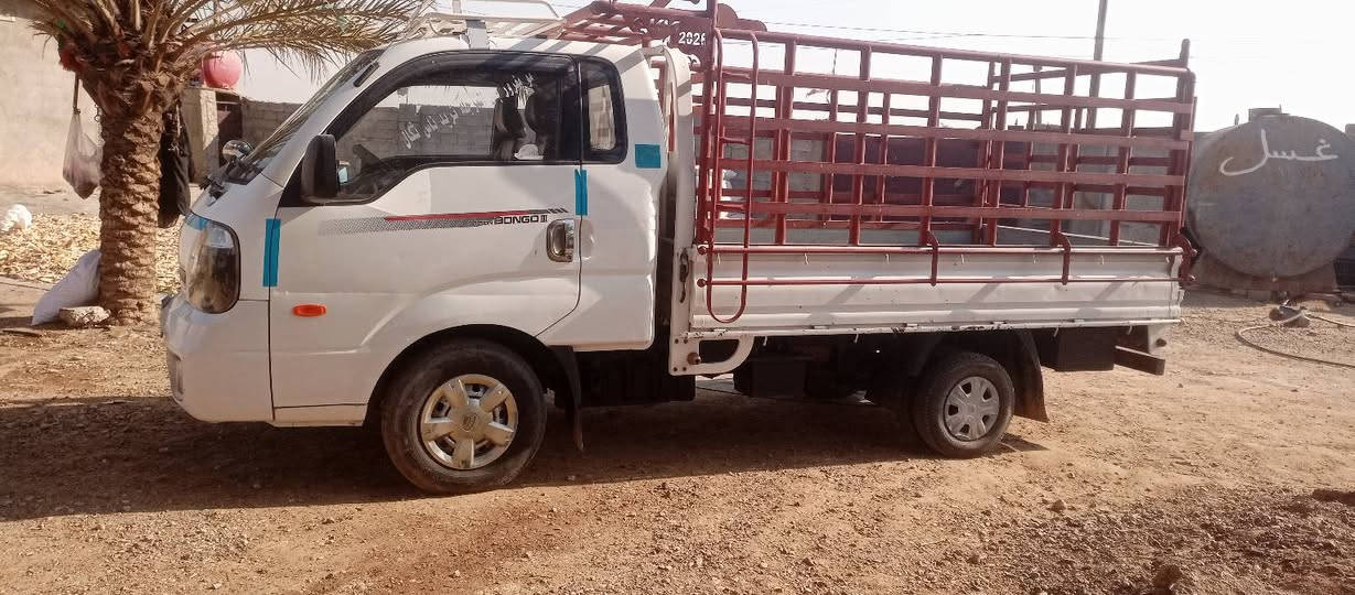 للبيع محجر جديد السعر 450وبي مجال.   ***********
