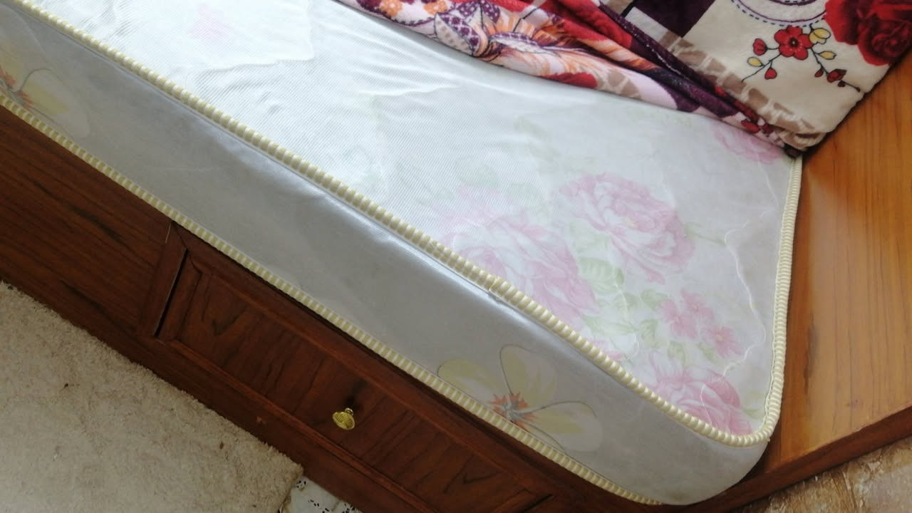 جرباية للبيع خشب صاج بيه مجرات ٢ كبار امسويته ١٥٠ وريده ٧٥ خشبه قوي جدآ تتحمل وزن ثقيل مع فراش سفنج ضغط عالي ٢٥ وبيه مجال


**إذا كنت صاحب هذا الإعلان وتريد حذفه لأي سبب، رجاءا أرسل رسالة إلى الدعم الفني**