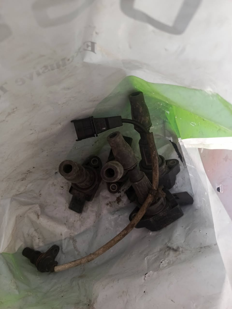 السلام عليكم من رخصت الدمن عندي غراض سورنتو البيع التفاصيل على الرقم ***********
