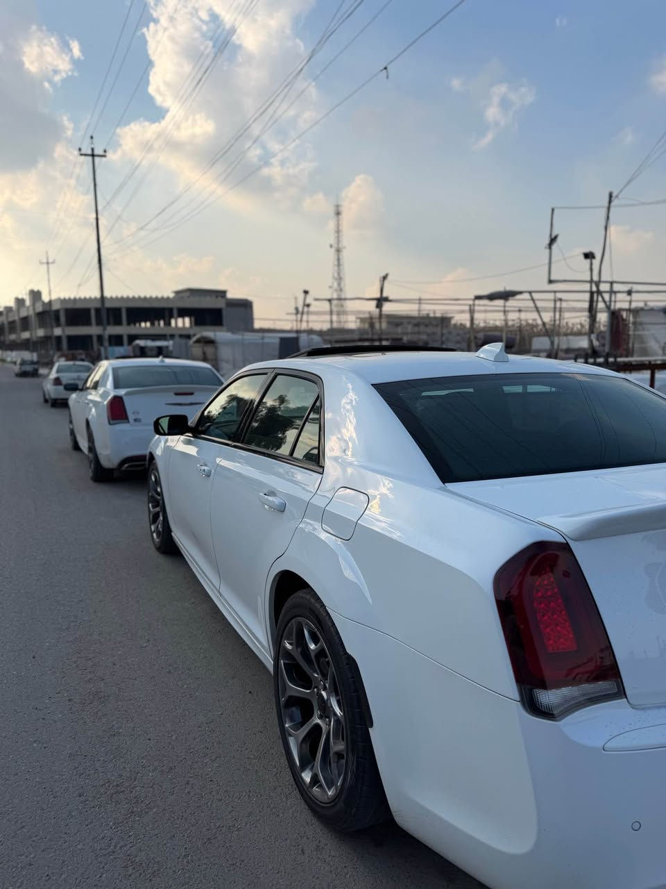 سيارة اوباما موديل٢٠١٨
كندي بدون ضرر تعديل bdr بالباب فقط 
فول مواصفات 
دبل لحية
ستيرن كهرباء
كشن تدفئة وتبريد
برده خلفية
كشنات خلفية تدفئة
كشن خزن
رادارت جانبية
هيتر مري
بانوراما
وباقي المواصفات معروفة
السعر٢٨٥وبي مجال
***********
واتساب موجود موصل, نينوى
