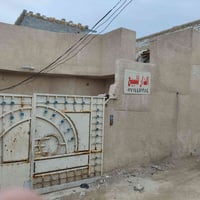 بيت تجاوز  في منطقة  العبيدي قريب جدا على السوق  . قريب على مدرسة المق...