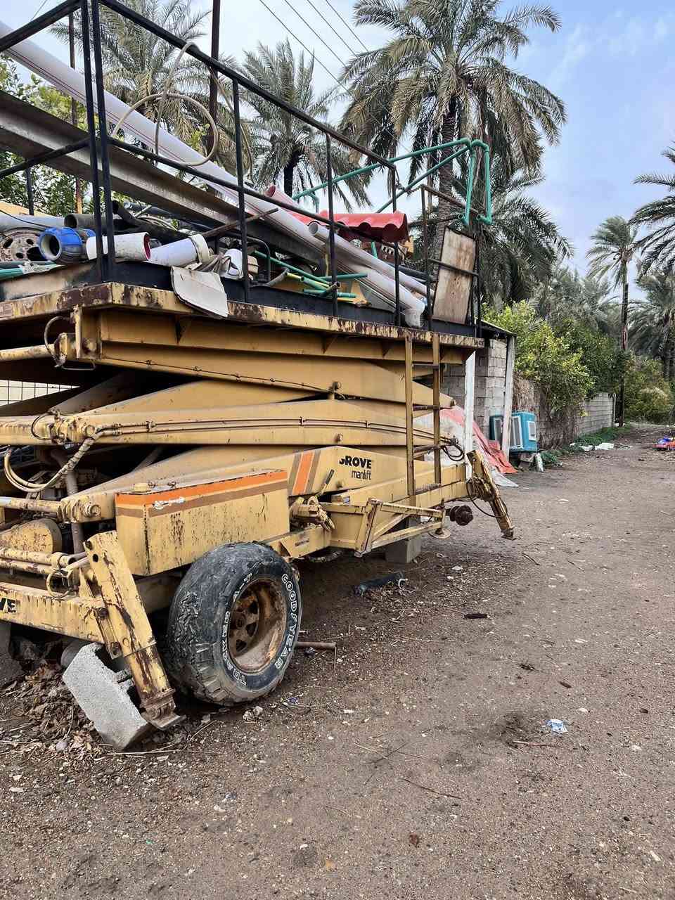 سلام عليكم
رافعه مقص ارتفاع 9 متر  
للاستفسار الاتصال على 
***********
