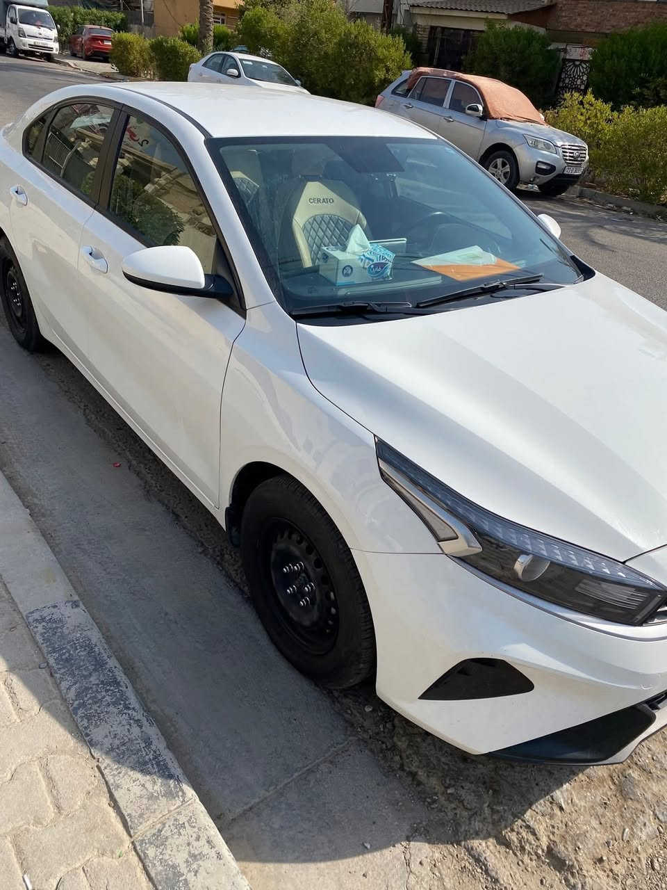 السلام وعليكم كيا سيراتو للبيع موديل 2022
ماشيه 93 الف رقم سليمانيه تحويل مباشر

علماً ظايف للسياره منظومة زنون 

وشاشه وكامرات امامي خلفي

محرك 1600 دوش

مكفوله كفاله عامه جاهزه من كلشي 

دواخل لونين

السعر 157دوالار 

تليفون ***********

عنوان السياره بغداد

دعاميه الأمامي مبدله فقط
