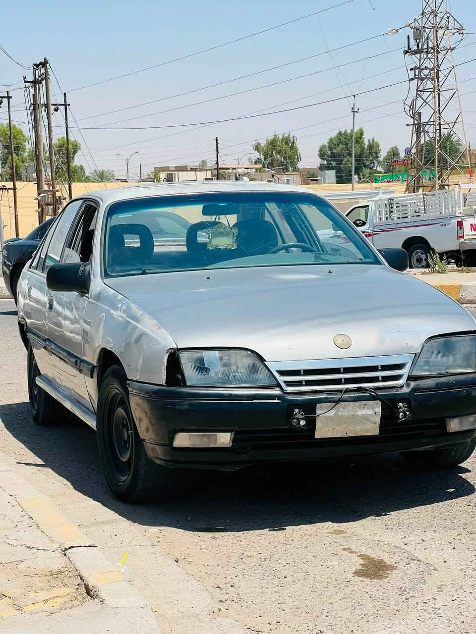 السلام عليكم للبيع اوبل اوميكه كير محوك شرط صدر تايرات كلها فول من الدعاميه لدعاميه رسمي صلاح الدين شرط التحويل السعر 12 مكانها العلم للستفسار ‭***********‬ 
بدون مراوس بيع فقط ولا قسط ولا مده
