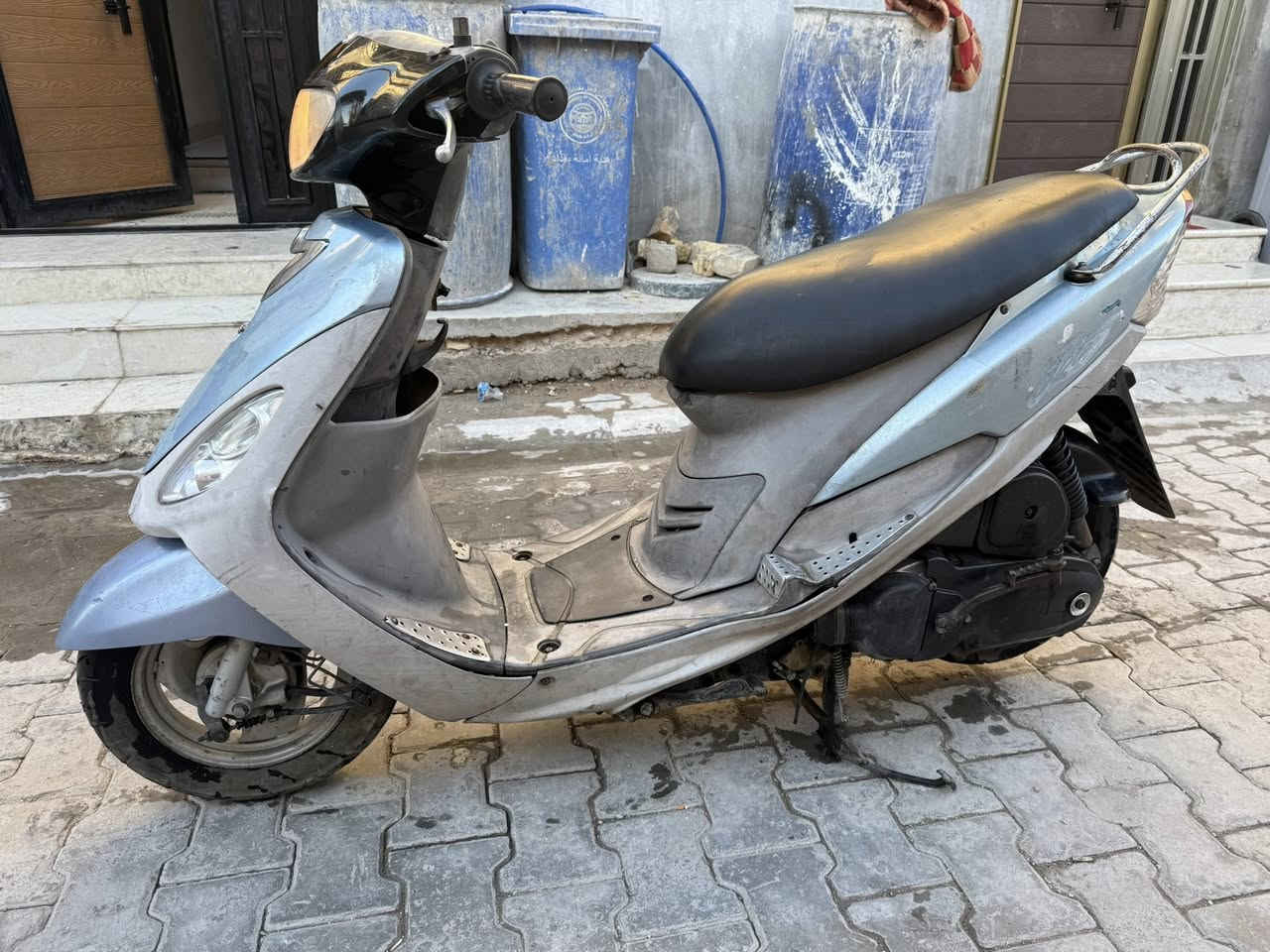 السلام عليكم للبيع دراجة ماكس منغولي سماىي  الدراجة نظيفة ومابيها اي شي تجي تفحص وتشوف بعينك تاخذها فيتر اي شي بيها تجيبها *********** مدينة الصدر واتساب متواجد وماسنجر
