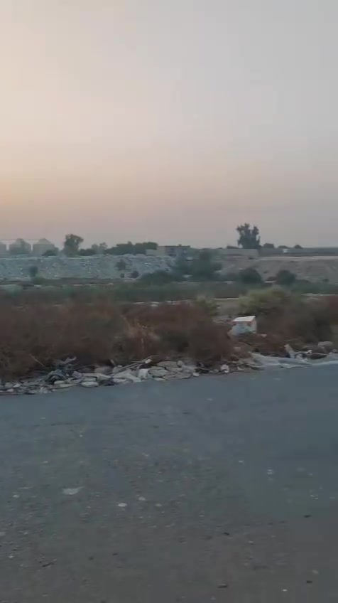 للاستفسار ***********
دونم في الجسر الجديد تبعد عن السريع كيلو نوع السند طابو ملك صرف زراعي
