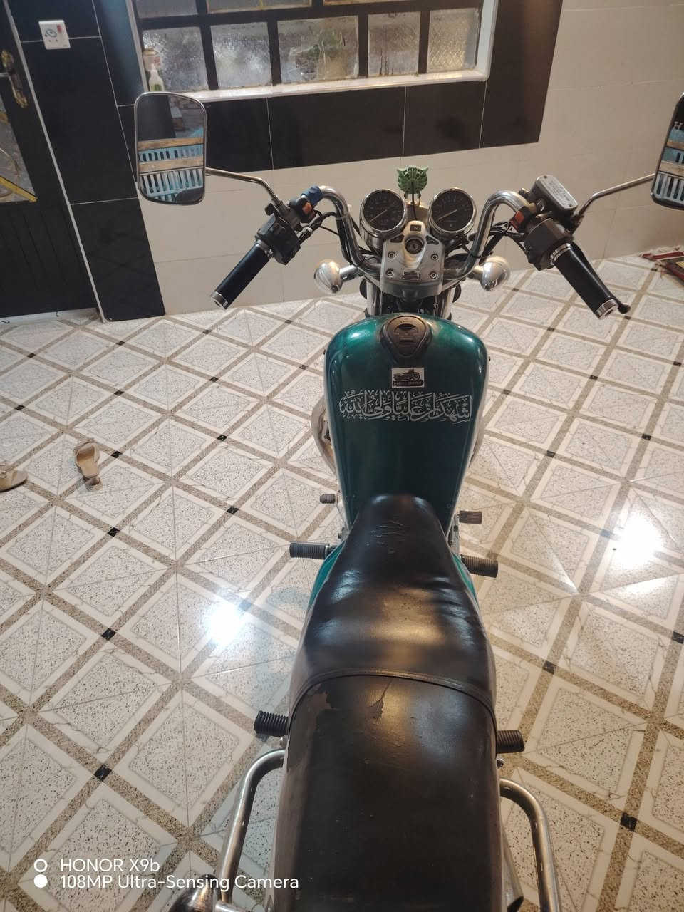 السلام عليكم موطور هارلي ٤ ولف كفاله عامه من تنقيص وتبخير الموطور كامل مكمل مابي اي نقص عاد الباتري هابط لاستفسار لاتصال عله الرقم ***********
، السعر 625 غير متواجد عله الفيس
