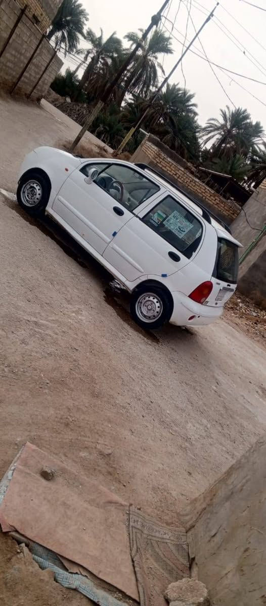 اللهم صل على محمد وال محمد
كيو كيو موديل 2013 كفاله عامه ضربه وصبغ وتبديل 
مكينه وكير جدد شرط استخدام شخصي 
تبريد حداديه تخم تاير جدد ماشيه 70 حقيقي 
سعرها 28 وبيها مجال بسيط 
***********
