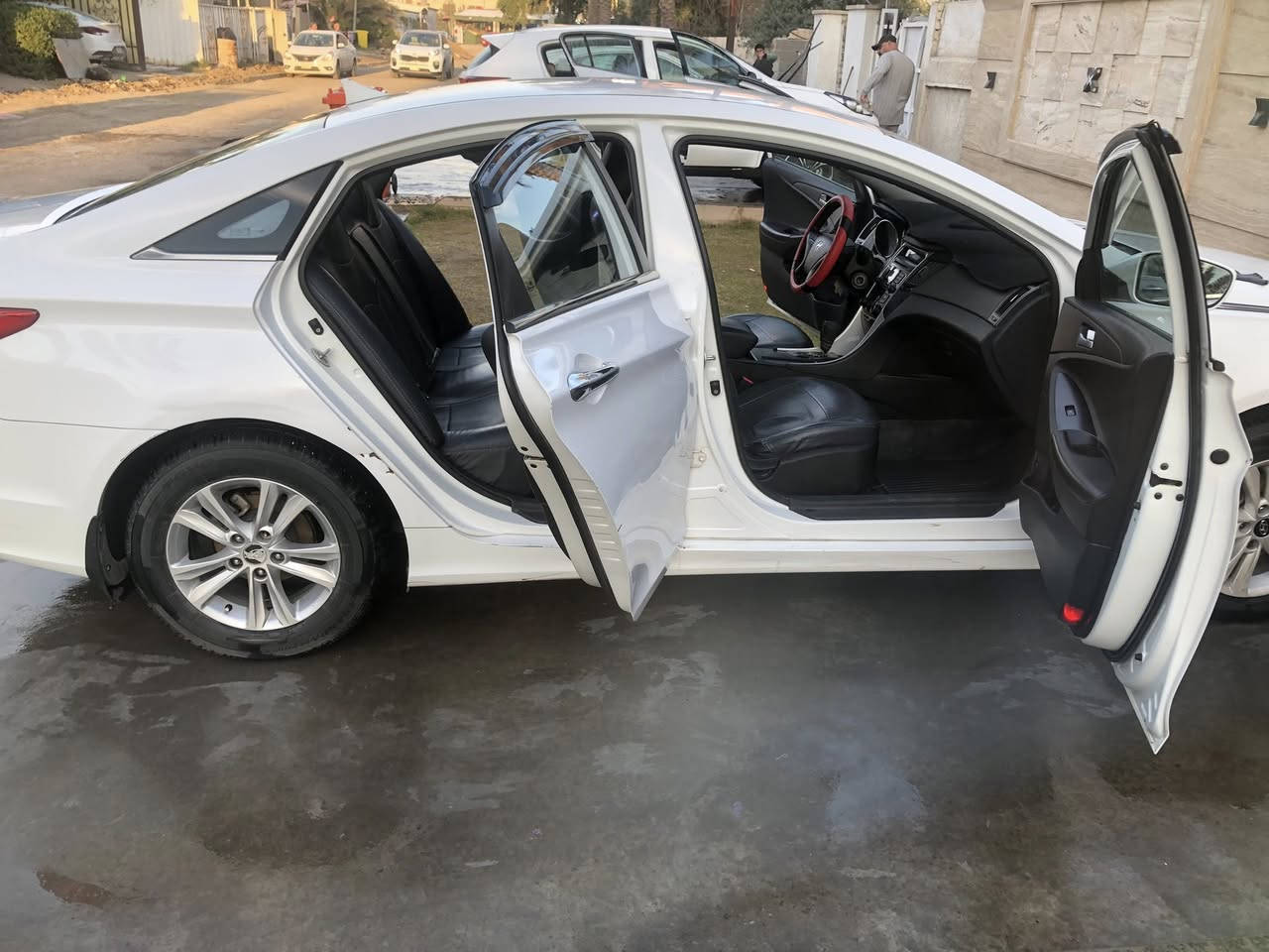 سلام عليكم
سوناتا مضلع موديل ٢٠١١ وارد كوري محرك ٢٠٠٠ دوش 

سيارة نظيفه جداً محرك وكير وتبريد كفاله 

عليها ادامه كامله 

منظومه تبريد كامله كمبريسر وفريز وراديتر وبخاخ 

منظومه ماء كامله 

صدر امامي خلفي جديد 

طخم تاير جديد 

باتري جديد 

سياره بيها طخه بصفحه العبري جزء من الباب الامامي والباب الخلفي وموضح بالصور 

السعر ١١٠ وبيها مجال للشراي 

المكان بغداد العامرية 

متواجد على الفيس بوك 

وتحياتي للجميع


**إذا كنت صاحب هذا الإعلان وتريد حذفه لأي سبب، رجاءا أرسل رسالة إلى الدعم الفني**