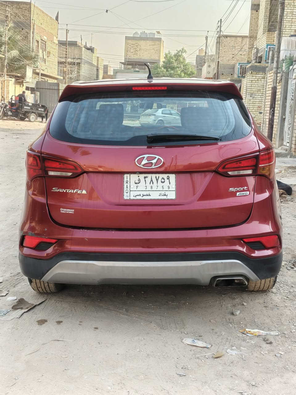 سلام وعليكم سنتافي مديل 2018 وارد امريكي 2400 GDi
4سلندر دفع رباعي نضام تزحلق موصفات نص فول 
تحكمات ستيرين تبريد قطعتين داخل صاج تفاصيل تصال على رقم ***********العنوان بغداد سعر 155 و بيه مجال 
صور الحادث داخل المنشور.
