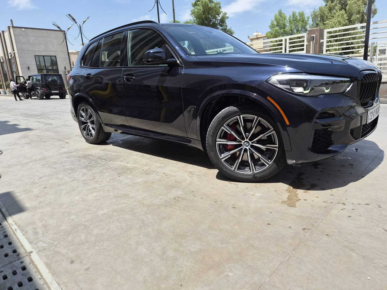 السلام عليكم 
BMW X5
M بكج اصلي
السعر 385
رقم الشاصي مرفق بالصور
رقم اربيل 
ماشية ٣٨٠٠٠ ميل 
بدون ما ندوخكم بالكلام الزايد
المواصفات كاملة وكلشي بلادي 
للاتصال واتساب ***********
نعتذر عن الاطالة

