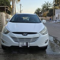 توكسان 2012 محرك 2000 ماشية 111 كم بيها طخة بسيطة بالجاملغ الامامي تتع...