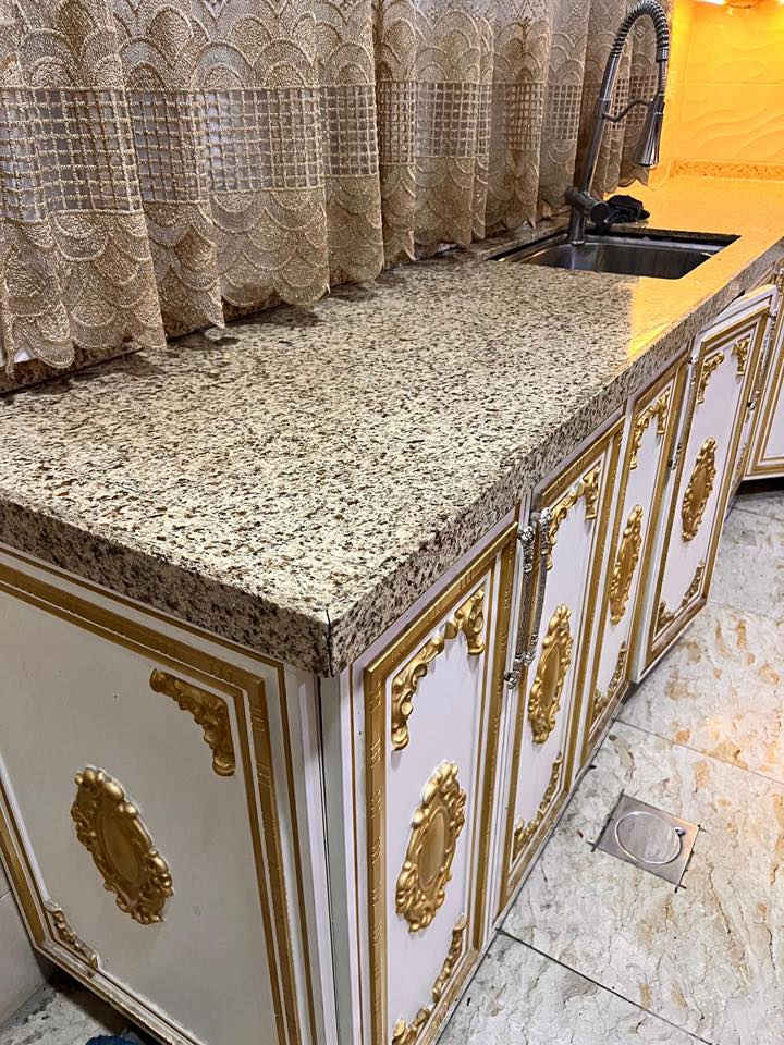 السلام عليكم
كاونترات مستعلمة للبيع 
للاستفسار الاتصال على هذا الرقم ***********
