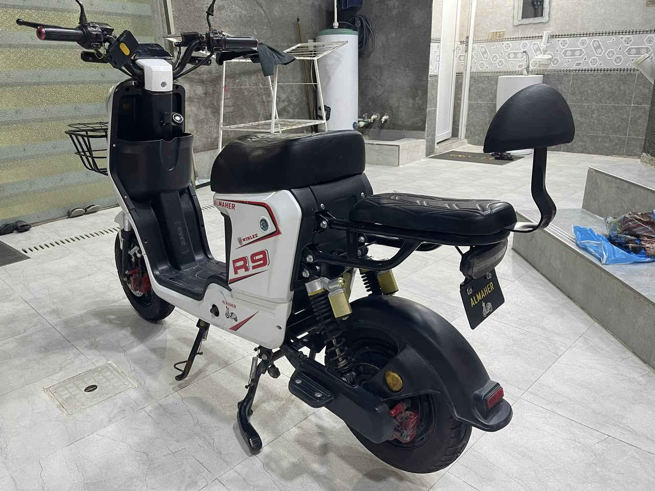 دراجه شحن للبيع مكاني ديالى بلدروز 2025R9//////***********((سعر 575))وبيها مجال
