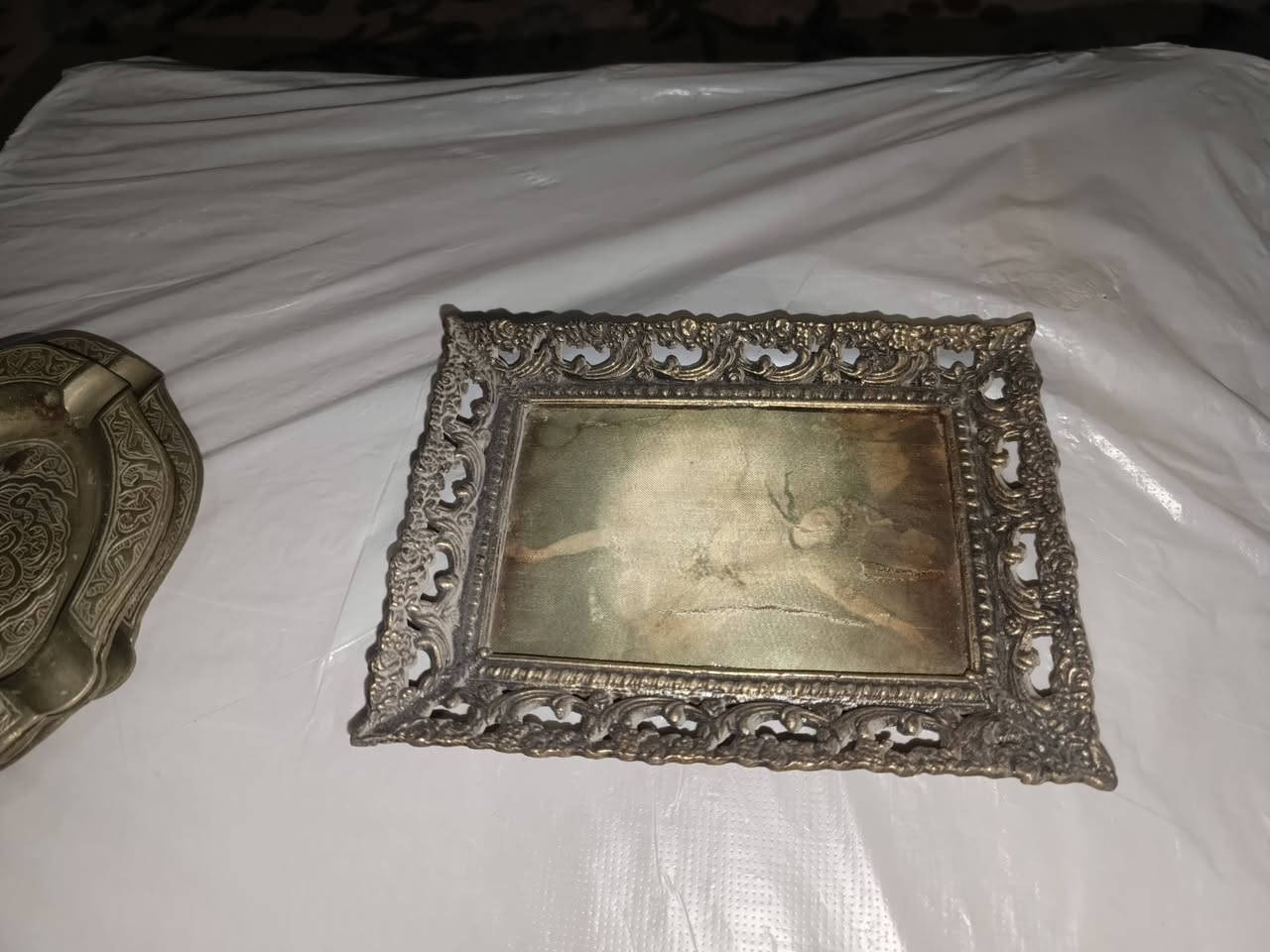 غراض انتيكه للبيع  ***********
