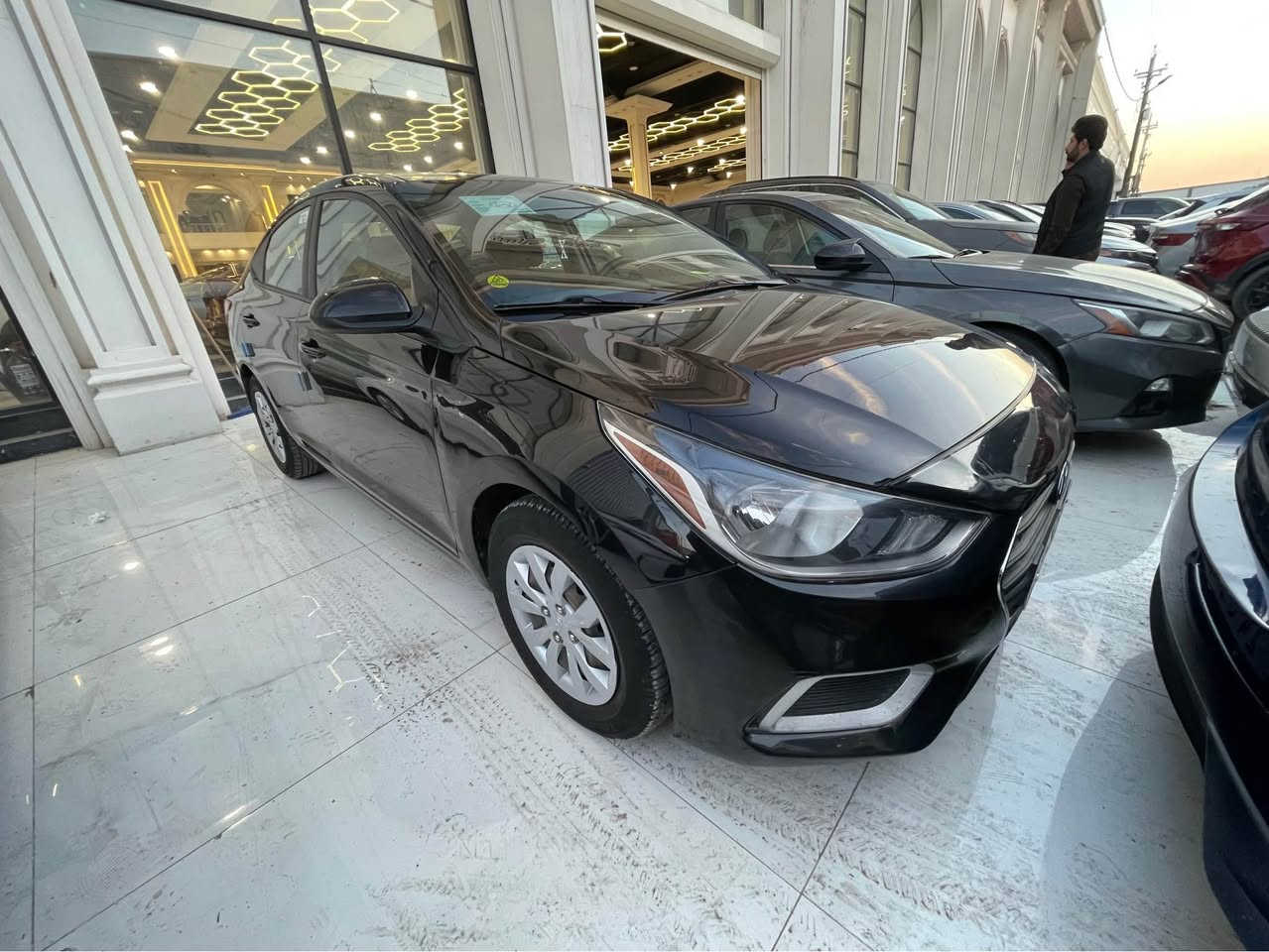 سلام عليكم 
سيارا هونداي اكسنت موديل 2021 وارد أمريكي 
سيارا بي دون صبغ بي دون ارباك 
بيها مكانين تعديل فقط 
عنوان اربيل 
ره قم تلفون 📞 ***********واتساب 
*********** أربيل, العراق
