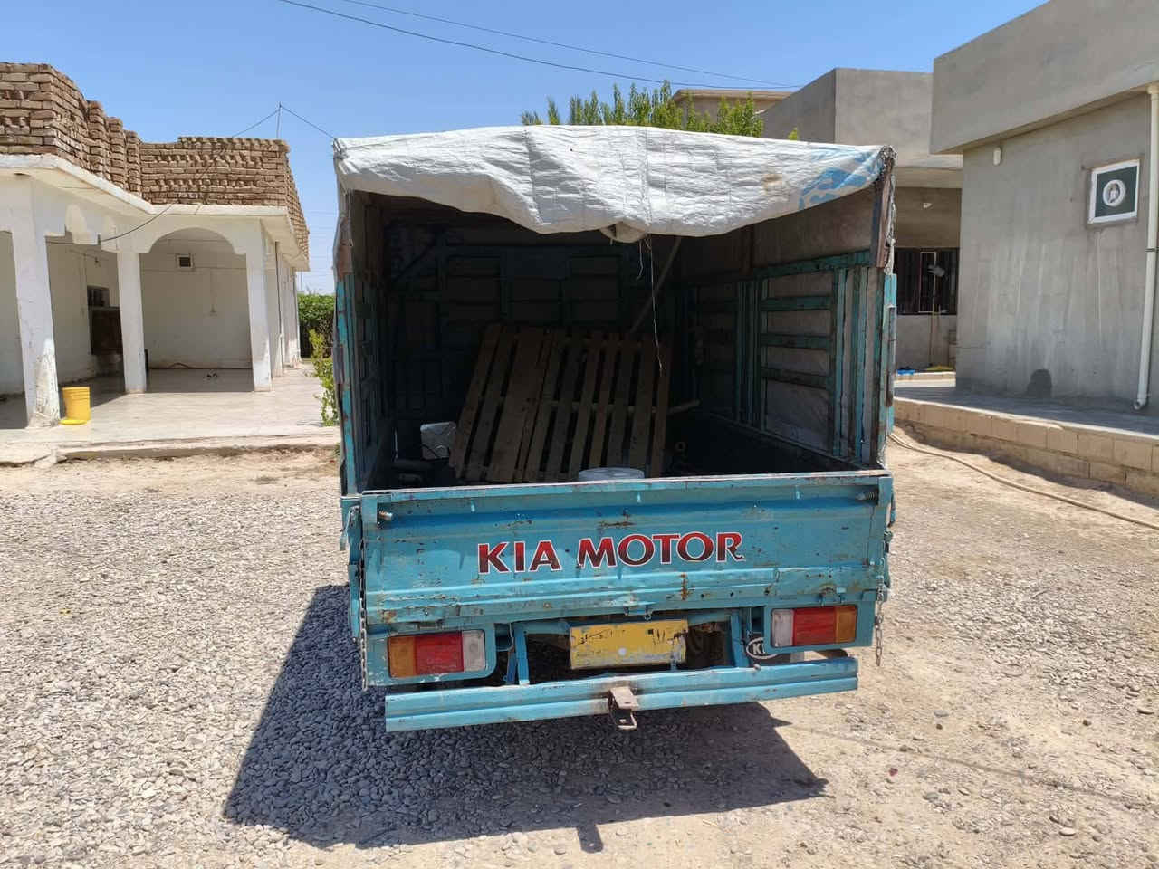 اعلان بيع..
كيا حمل نوع بنكو موديل 93 رقم صلاح الدين اصفر.
الكهربائيات شغالة، الصدر و التايرات نص عمر، المحرك بداية بخار 
شرط اتحويل اتصل ***********
