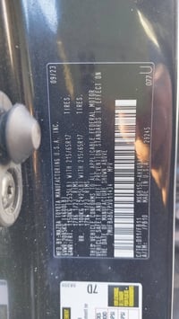 كورلا كروس • هايبرد • ٢٠٢٣