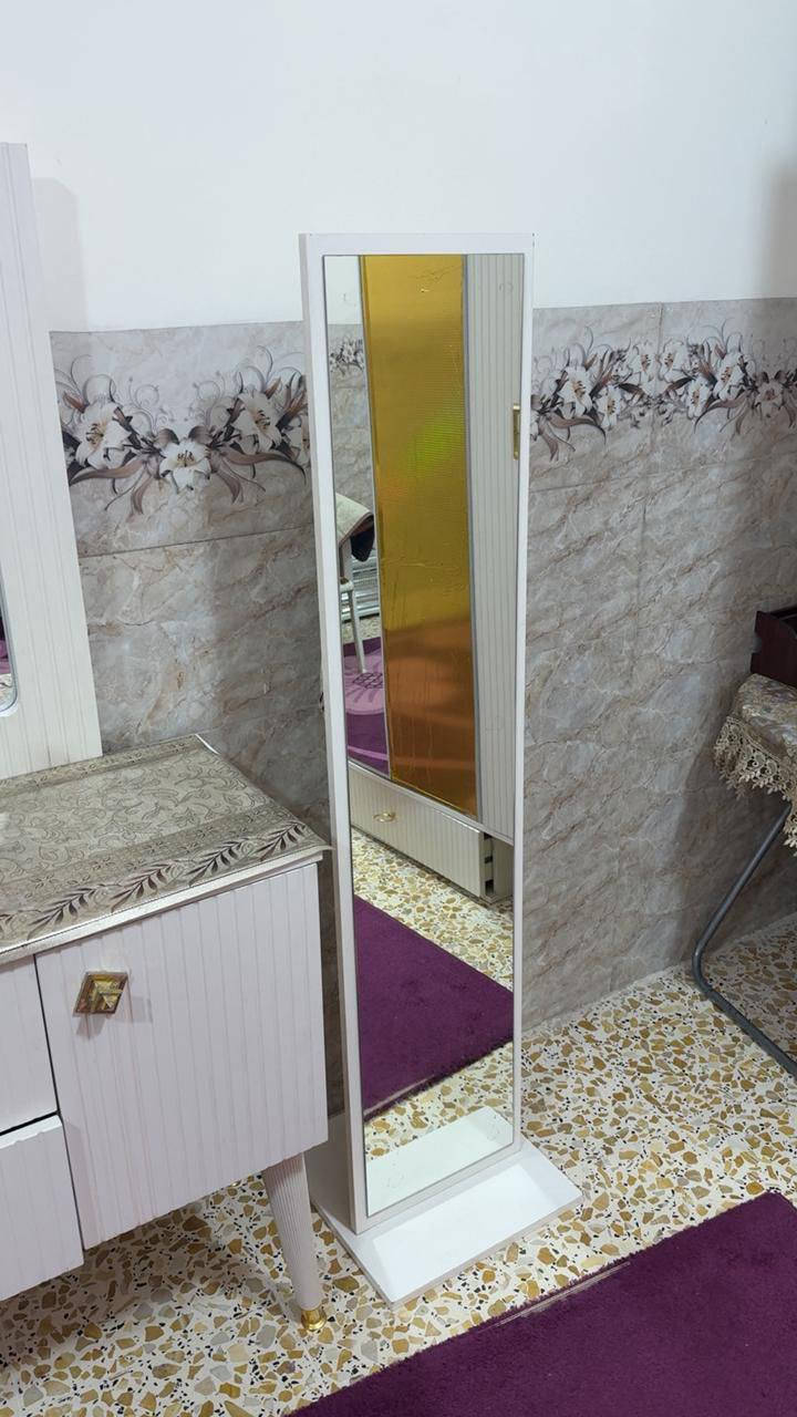 غرفه اخشاب نظيفه التواصل على التواصل ***********
