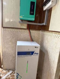 طاقة شمسية • ألواح جينكو 585 • بطارية 15kWh