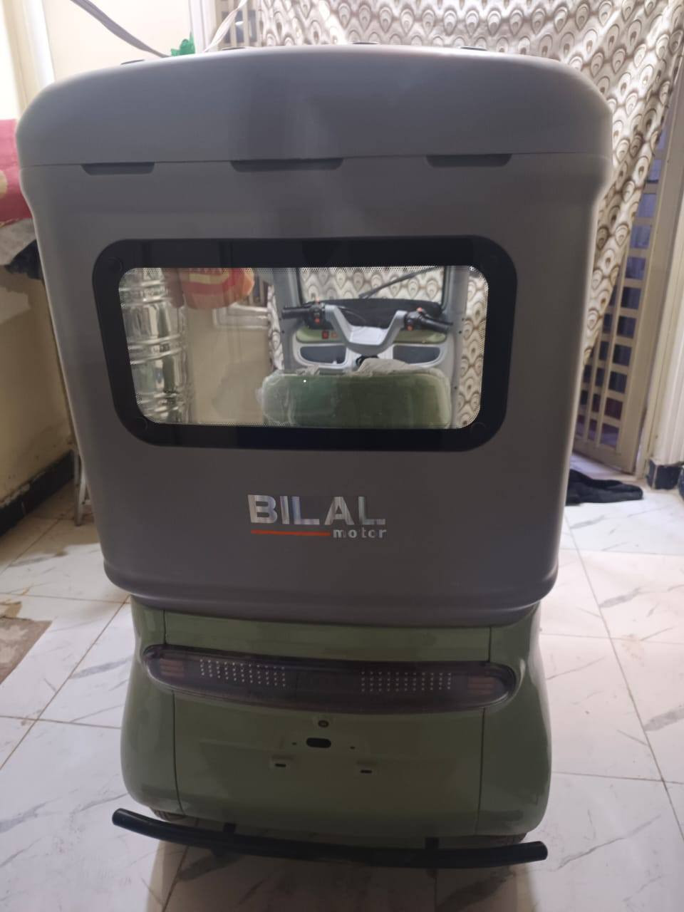 للبيع تكتك شحن ع الكهرباء  جديدة السعر مليون وتسعمية للتفاصيل الاتصال ***********
